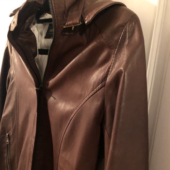 Brand new leather jacket from Italy - Picture 3 of 6